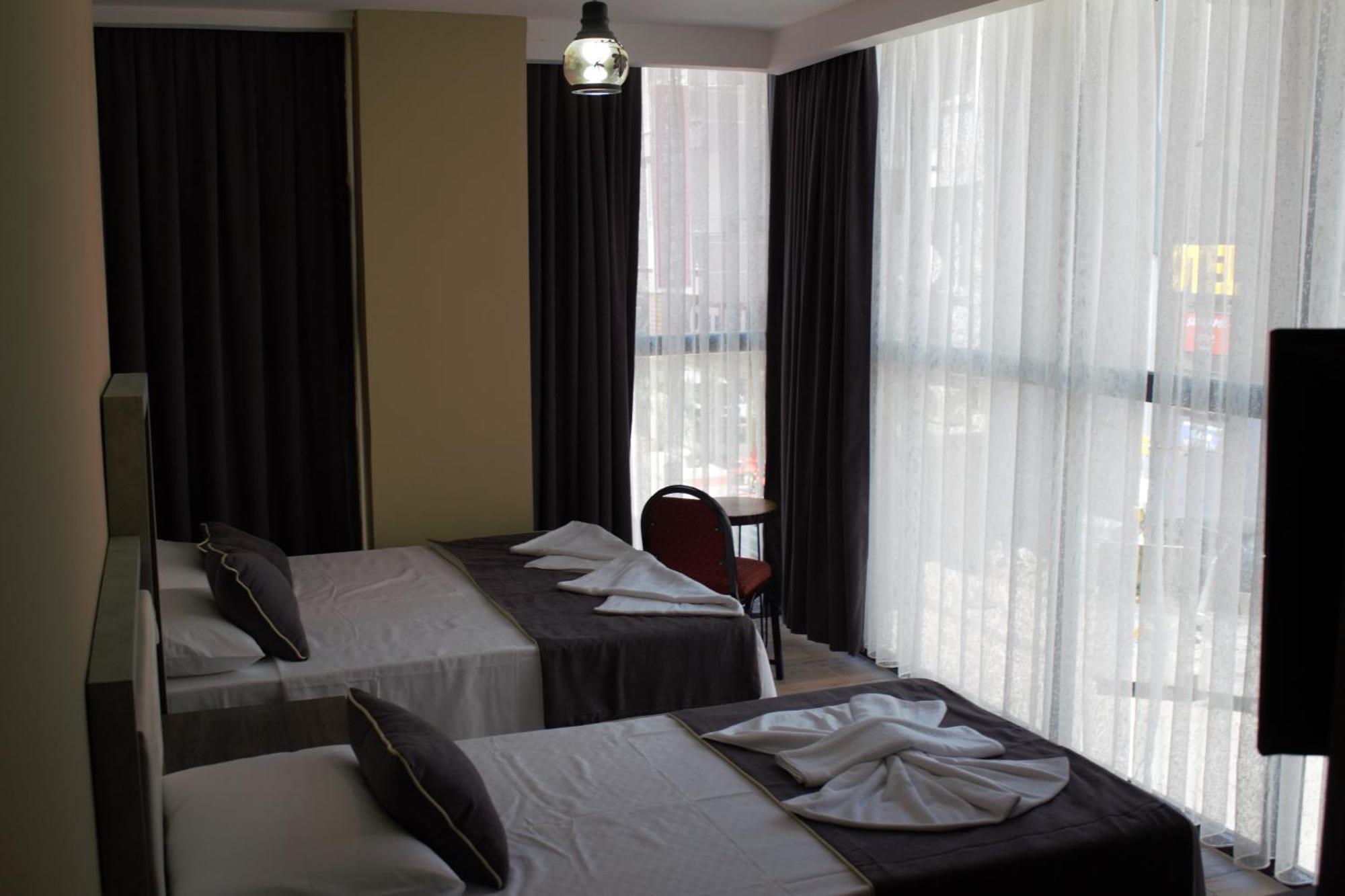 Comfort Basaran Otel Antália Exterior foto